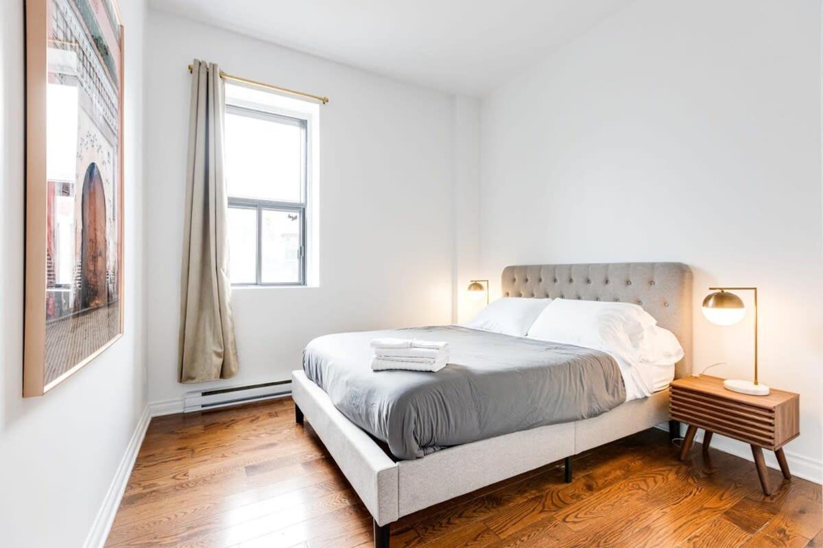 M11 Stylish & Modern 3Br Downtown Mtl Lejlighed Montréal Eksteriør billede
